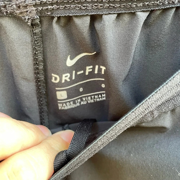 Nike  Women's Essential Running Pants, Black, size Large - Picture 12 of 16